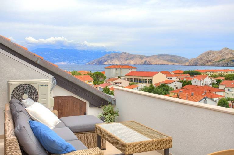 Holiday apartment with BBQ | Sea view — photo 2