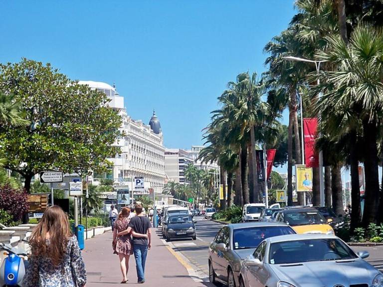 Rental apartment with 1 room for 4 persons in Cannes
