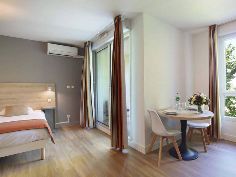 Apartment  Aix-en-Provence