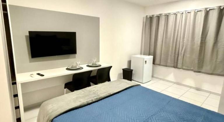 Apartment with pool — photo 2