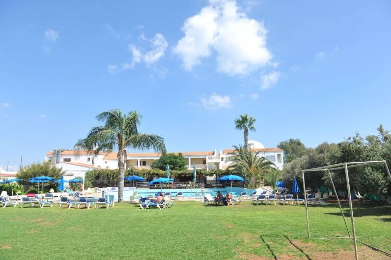 Aparthotel  Paralimni