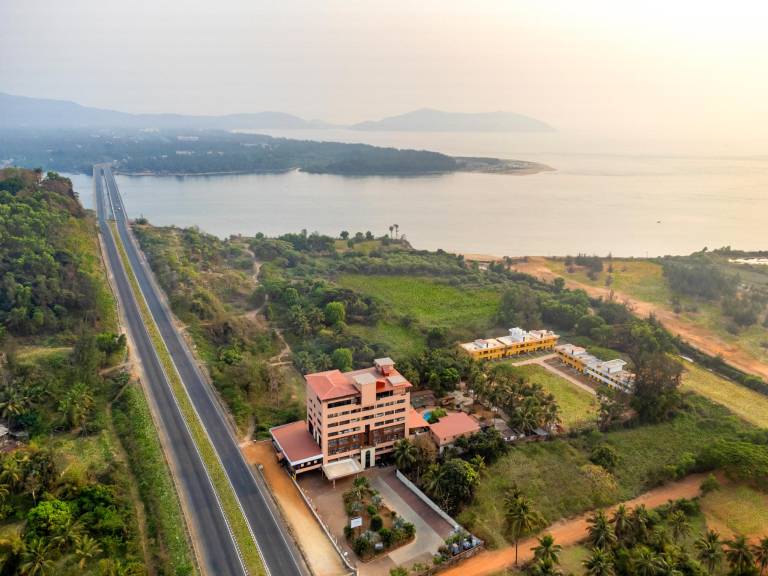 Resort Sadashivgad