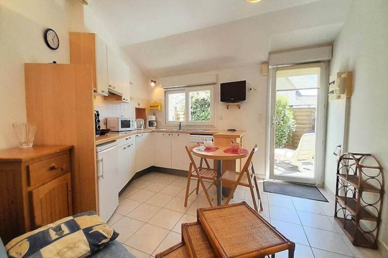 Wonderful rental apartment with terrace & garden | Beach nearby | Dogs allowed — photo 3