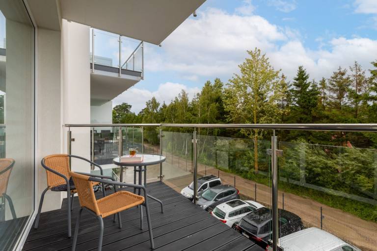 Rental apartment with yard — photo 3
