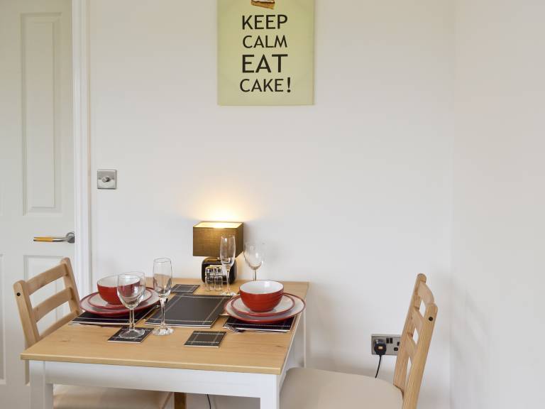 Family-oriented charming cottage with yard | Pets are welcome — photo 4