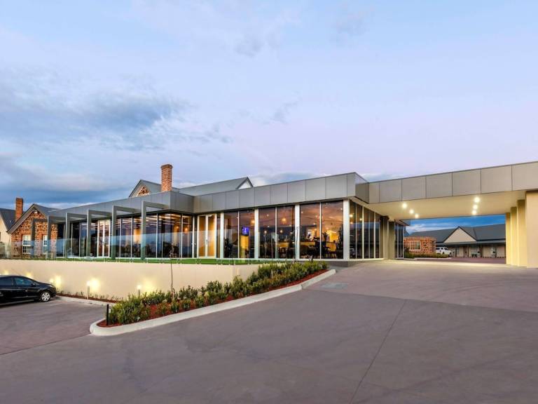 Motel  Goulburn