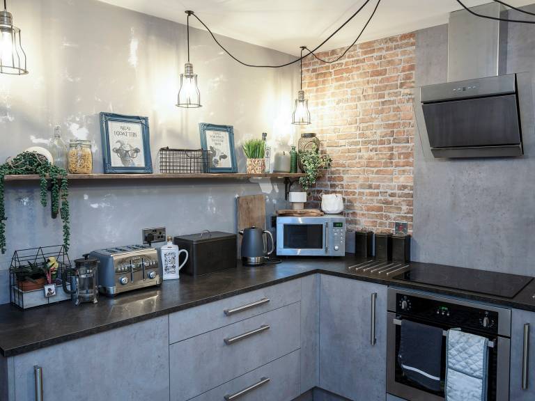 Family-friendly beautiful cottage with yard | River view | Beach nearby | Pet-friendly — photo 4