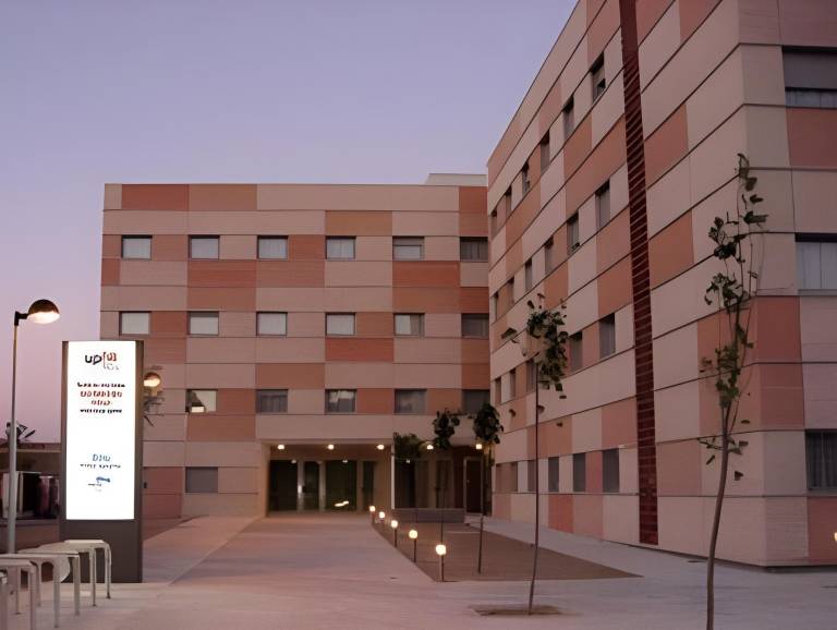 Residencia Universitaria Resa Los Abedules