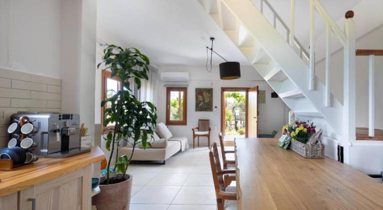 Beautiful house with yard & terrace | Pets allowed — photo 4