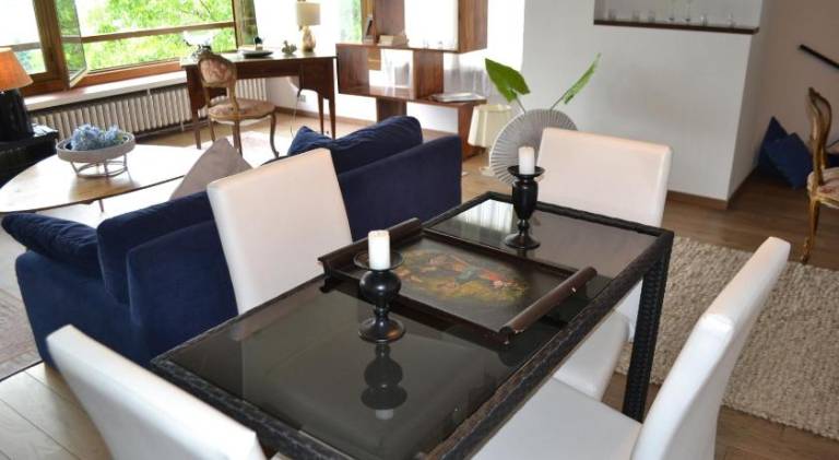 Spacious holiday apartment with yard & patio | Near Tempio Voltiano | Pet-friendly — photo 5