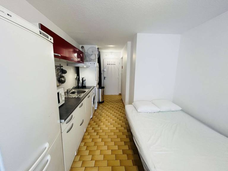 Cozy Studio with Private Parking Near Beach - Cap d'Agde — photo 5