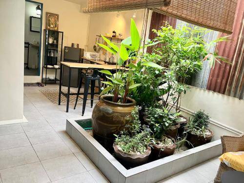 Holiday apartment with terrace | Perfect for remote work in Bangkok