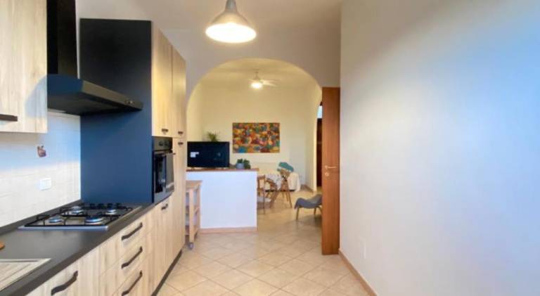 Apartment with patio & yard — photo 3