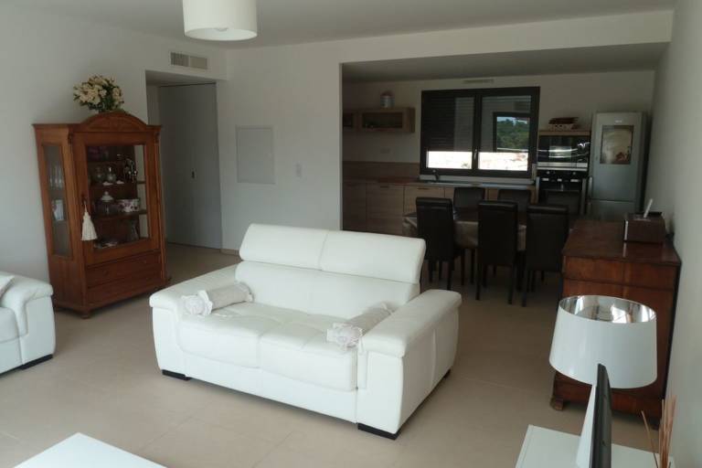 Bright apartment in Porto-Vecchio, near beach — photo 4