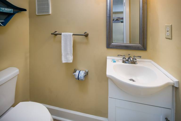207A - 1BR/1.5 Bath at Seaspray Condos on Okaloosa Island, Fort Walton Beach, Fl — photo 5