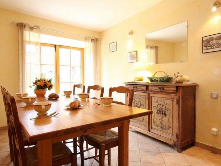 Farm cottage in Saint-Christophe-sur-Dolaison with terrace and private ensuite rooms — photo 4