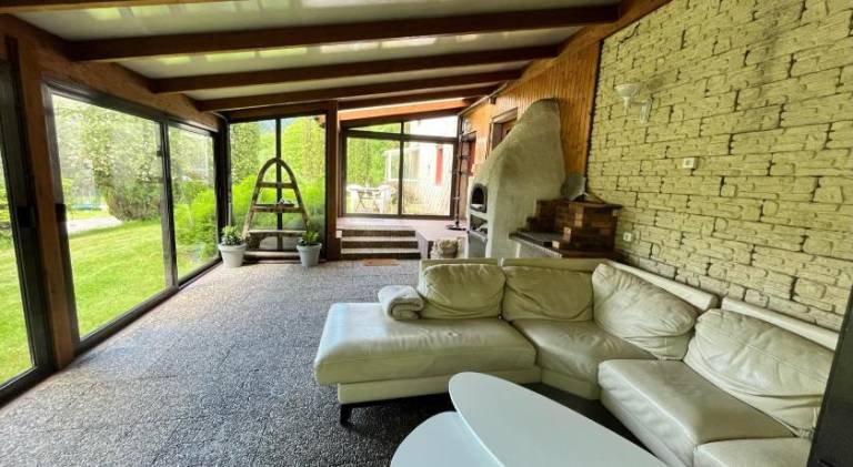 House with 7 rooms for 15 persons — photo 2