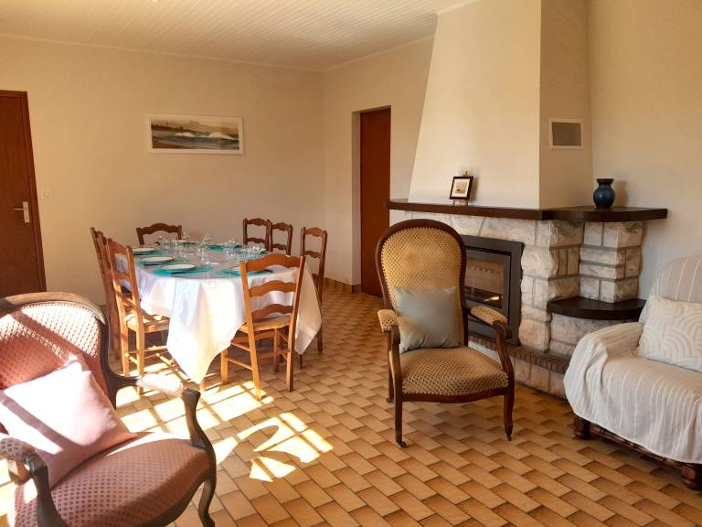 House with barbecue — photo 4