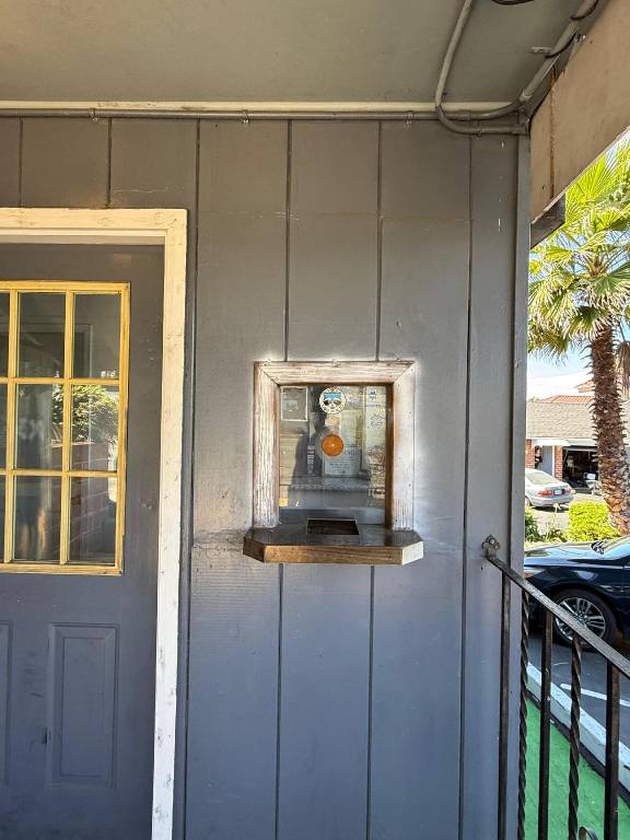 Discovery Inn Vallejo I 80 Near Napa CA — photo 5