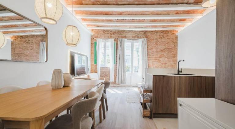 Apartment | Next to Casa Milà — photo 2