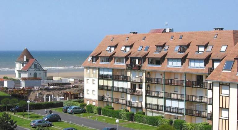 Pleasant serviced apartment | Close to the beach | Pets allowed in Villers-sur-Mer
