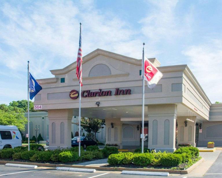 Clarion Inn Fredericksburg North in Stafford, VA