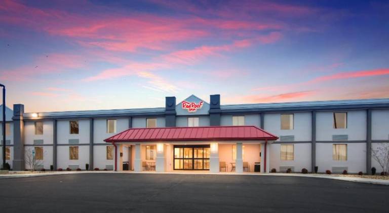 Red Roof Inn Chester — photo 2