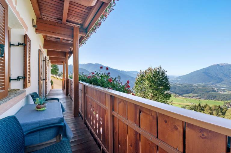 Apartment 'Gruberhof 1 with Mountain View' with Mountain View, Shared Garden and Wi-Fi in Naz Sciaves