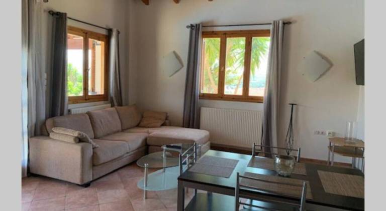 Villa with yard, terrace & BBQ | Perfect for remote work — photo 2