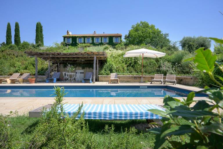 Family-friendly wonderful villa with garden, BBQ & private pool | Pets allowed — photo 4