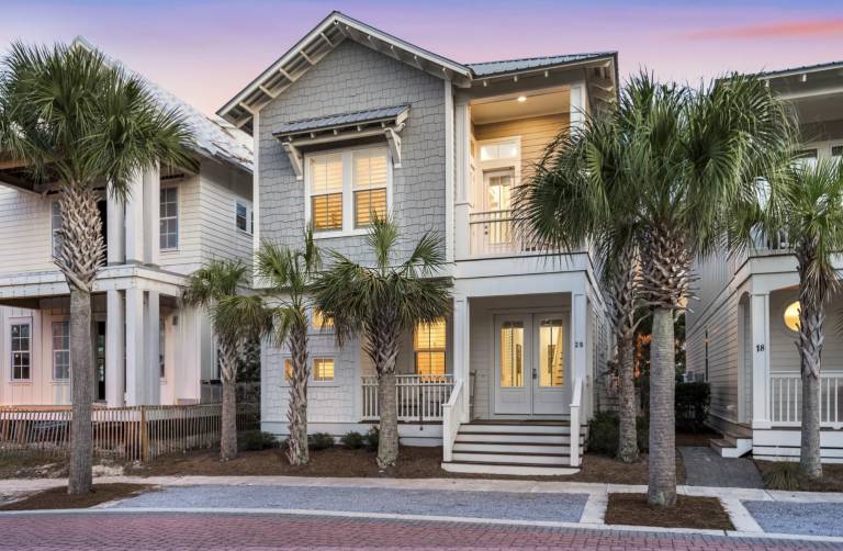 Child-friendly house with barbeque & pool | Pet-friendly in Rosemary Beach, FL