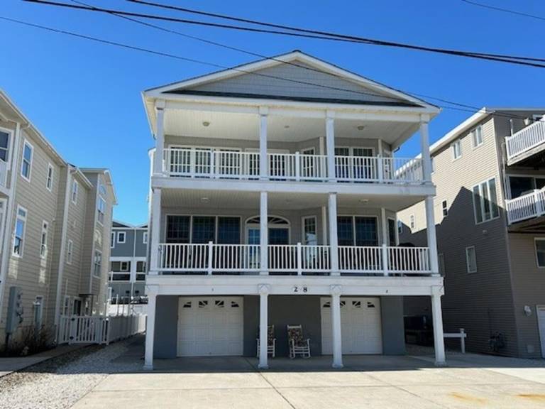 Condo Avalon