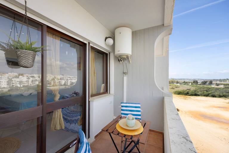 Holiday apartment with yard & fast internet | Lake view — photo 5