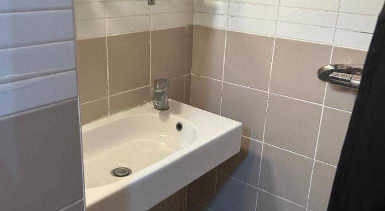 Holiday apartment with 1 room for 3 persons in Creteil