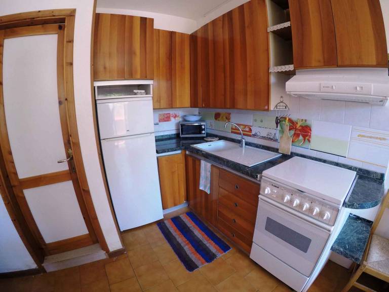 Holiday apartment with pool & terrace — photo 4