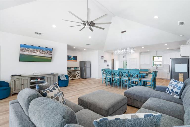Hello Sunshine - 102 Portier Ct — photo 4