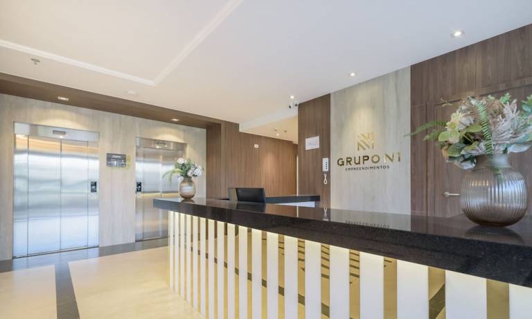 Apartamento Meia Praia