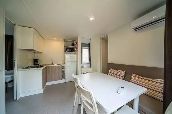 Campsite La Scogliera - Mobile home Comfort 3 bdr. 6 pers. Covered Decking A/C — photo 2