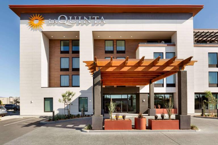 La Quinta Inn & Suites by Wyndham Santa Rosa Sonoma in Sonoma, CA