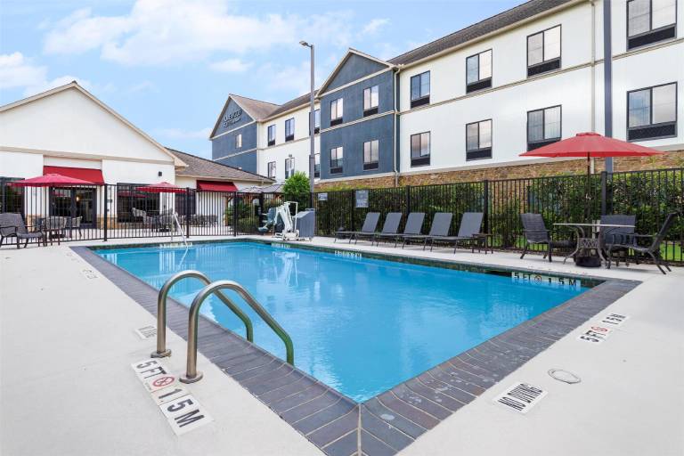 Homewood Suites by Hilton Beaumont — photo 5