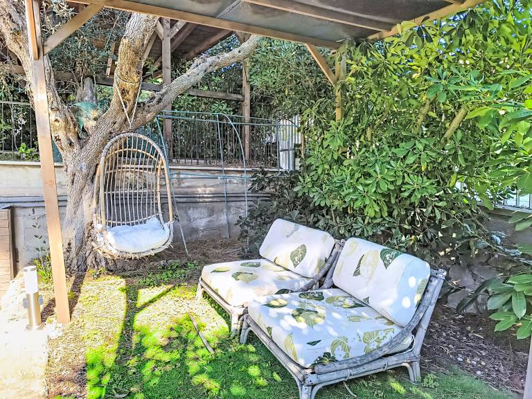 Rental apartment with garden, terrace & barbeque — photo 4