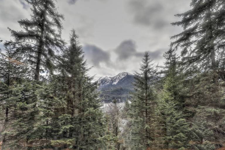 Cozy Juneau Retreat Near Town Sleeps 4