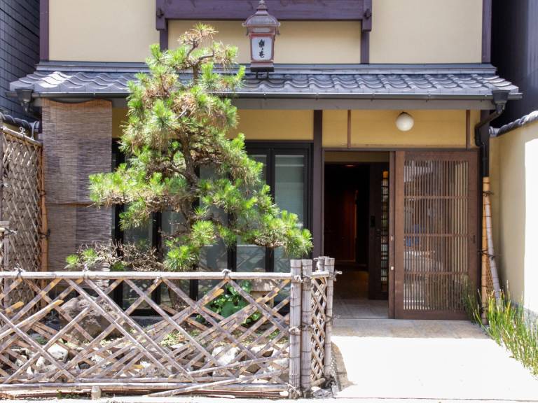 Serviced apartment for 7 persons in Kyoto