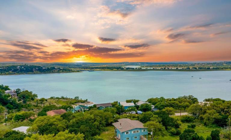 House Canyon Lake