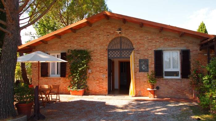 50 M² Farmhouse ∙ 2 Bedrooms ∙ 5 Guests - Tuscany