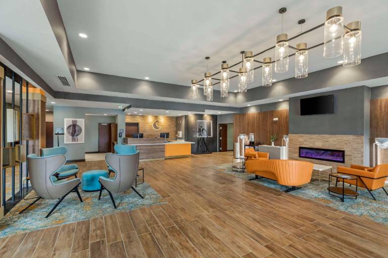 Comfort Suites Cheyenne — photo 2