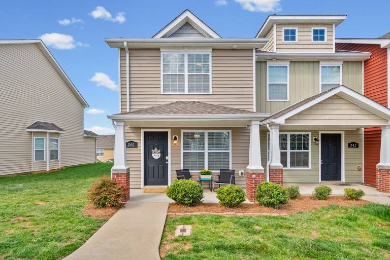 House Clarksville