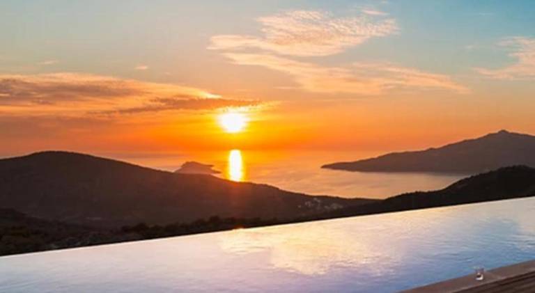 Fully equipped villa with hot tub, barbeque & private pool | Good for workation | Pet-friendly in Antalya