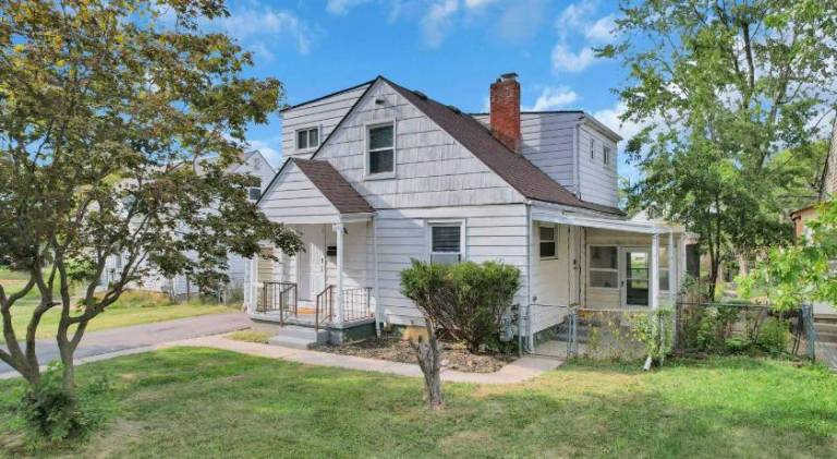 Vacation home with garden | Perfect for remote work in Franklin, OH