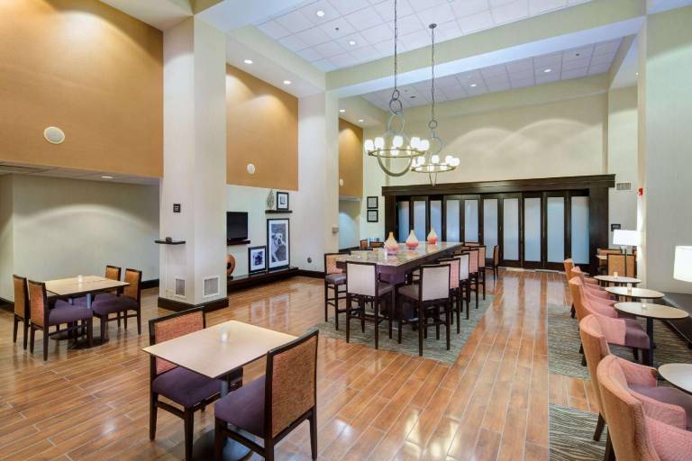 Hampton Inn & Suites Augusta West — photo 3
